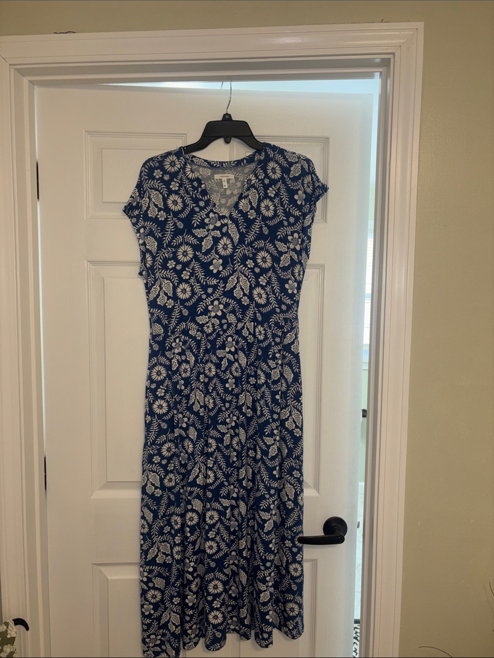 Maurice’s Blue Floral V-Neck Maxi Dress-NWOT